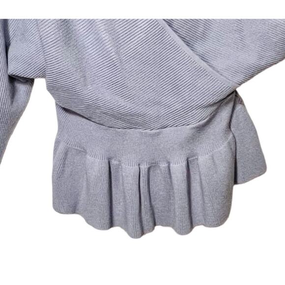 Zesica Womens Sweater Size XL Blue Gray Long Sleeve Pullover V Neck Peplum NWT - Picture 4 of 10